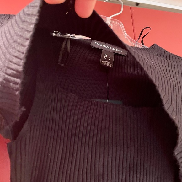 Charlotte Russe Black Tank and Cropped Sweater - Picture 2 of 7